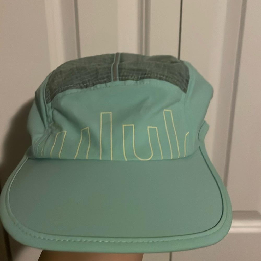 Lululemon sporty hat